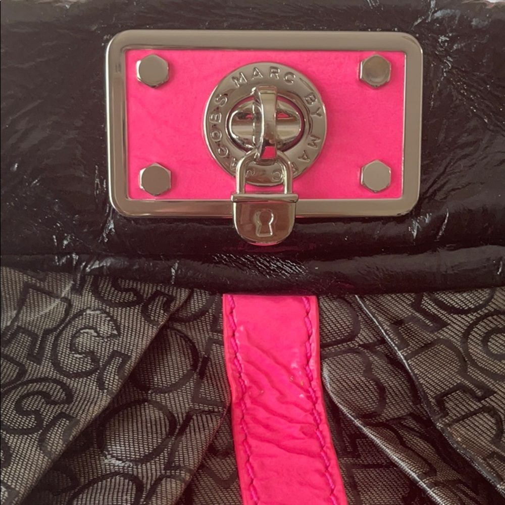 Marc by Marc Jacobs shoulder bag. EUC!! - Picture 2 of 5